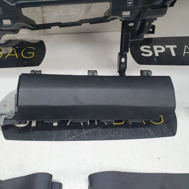 CX30 KONSOLA DESKA ROZDZIELCZA AIRBAG PODUSZKI...