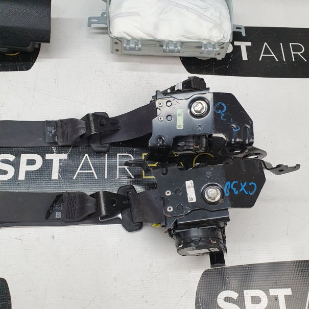 CX30 DASHBOARD AIRBAG SET VEILIGHEIDSRIEMEN