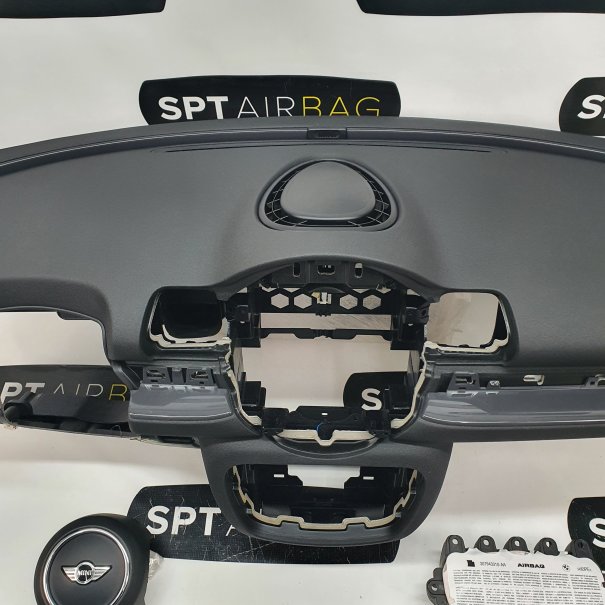 CLUBMAN F54 DASHBOARD AIRBAG KIT SEAT BELTS