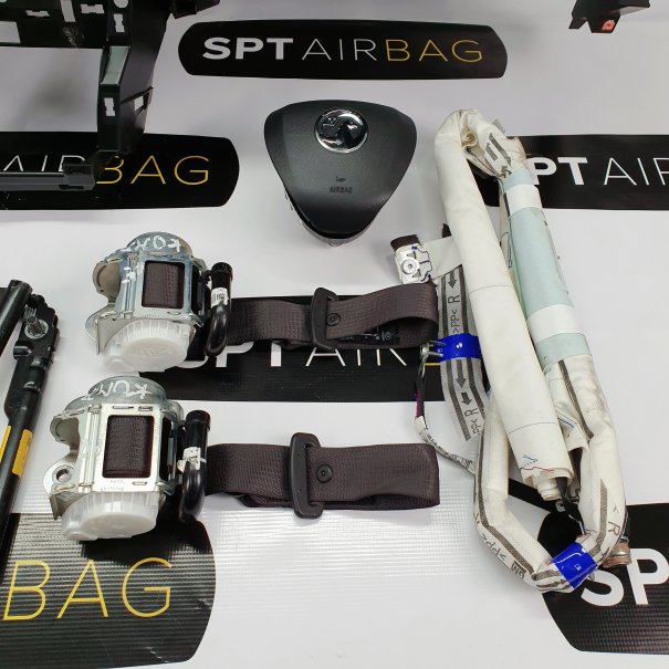 ASTRA K DASHBOARD AIRBAG KIT SEAT BELTS...