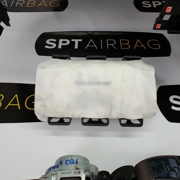 ASTRA K DASHBOARD AIRBAG SET VEILIGHEIDSRIEMEN...