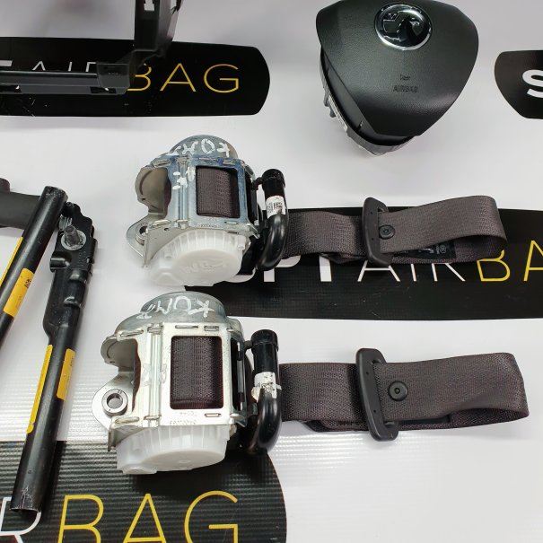 ASTRA K DASHBOARD AIRBAG SET VEILIGHEIDSRIEMEN...