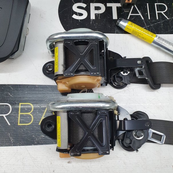 INSIGNIA A LIFT DASHBOARD AIRBAG KIT SEAT BELTS...