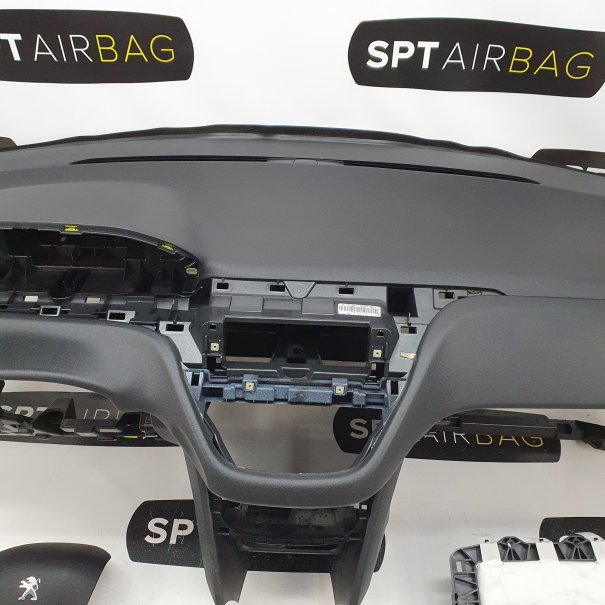 208 I 1 DASHBOARD AIRBAG KIT SEAT BELTS