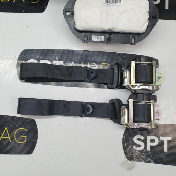 208 DASHBOARD AIRBAG KIT SEAT BELTS