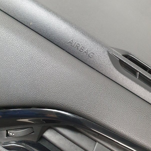 208 2008 DASHBOARD AIRBAG KIT SEAT BELTS