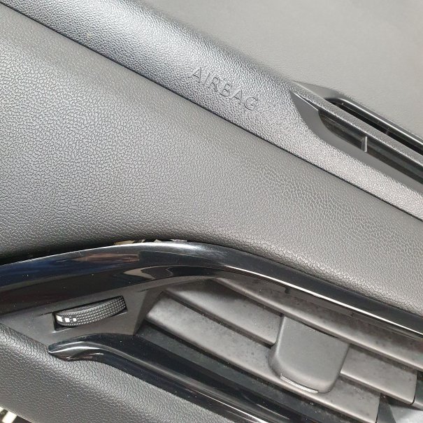 208 2008 DASHBOARD AIRBAG KIT SEAT BELTS