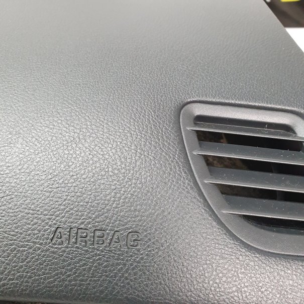 508 DASHBOARD AIRBAG KIT SEAT BELTS