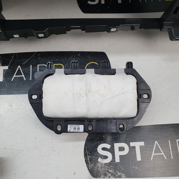 TRAVELLER HEAD UP DASHBOARD AIRBAG SET...