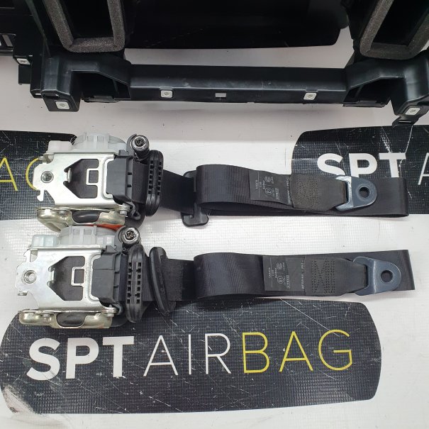 TRAVELLER DASHBOARD AIRBAG KIT SEAT BELTS
