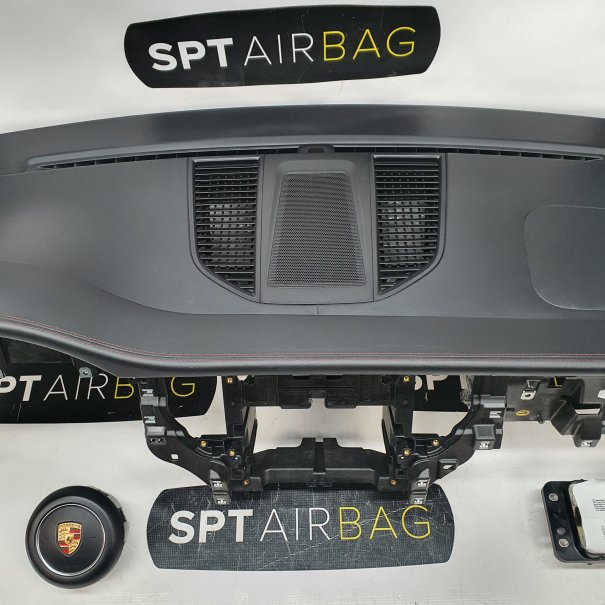 MACAN DASHBOARD AIRBAG KIT SEAT BELTS