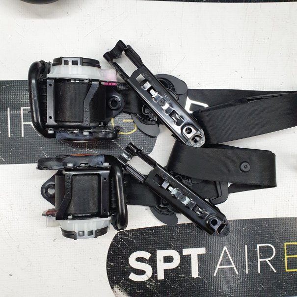 MACAN DASHBOARD AIRBAG KIT SEAT BELTS