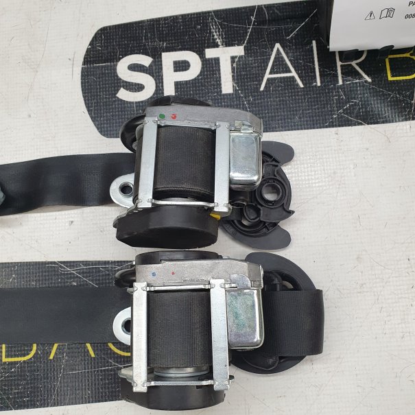 CLIO IV 4 LIFT DASHBOARD AIRBAG KIT SEAT BELTS