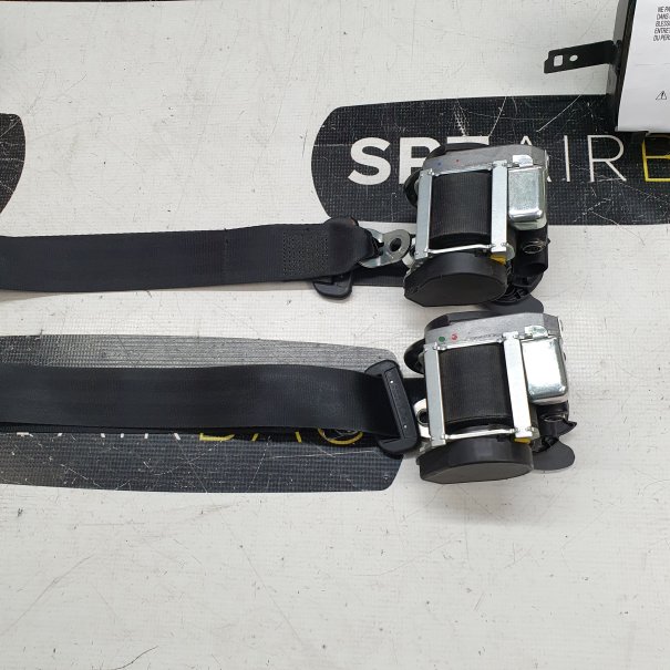 CLIO IV 4 LIFT DASHBOARD AIRBAG KIT SEAT BELTS