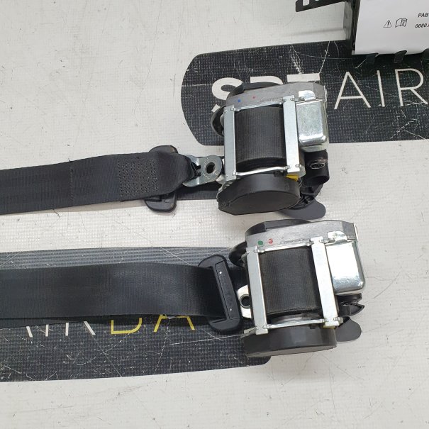 CLIO IV 4 DASHBOARD AIRBAG KIT SEAT BELTS