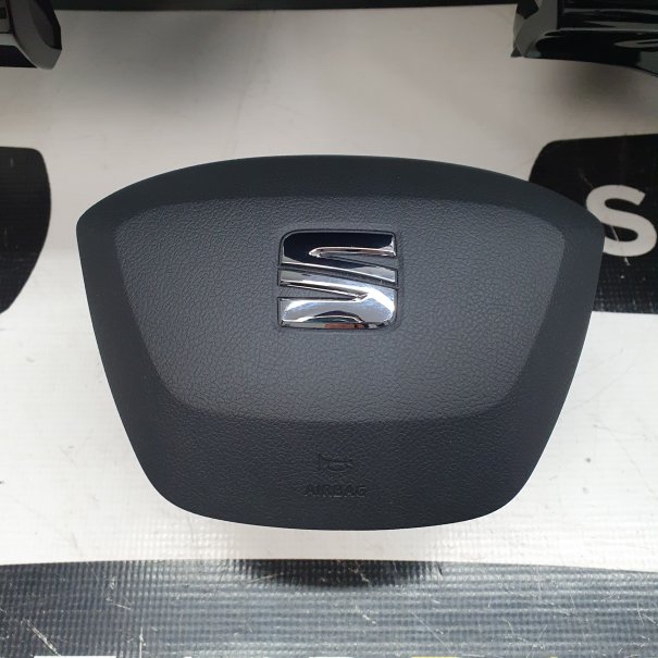 MII CLIMATRONIC DASHBOARD AIRBAG KIT SEAT BELTS