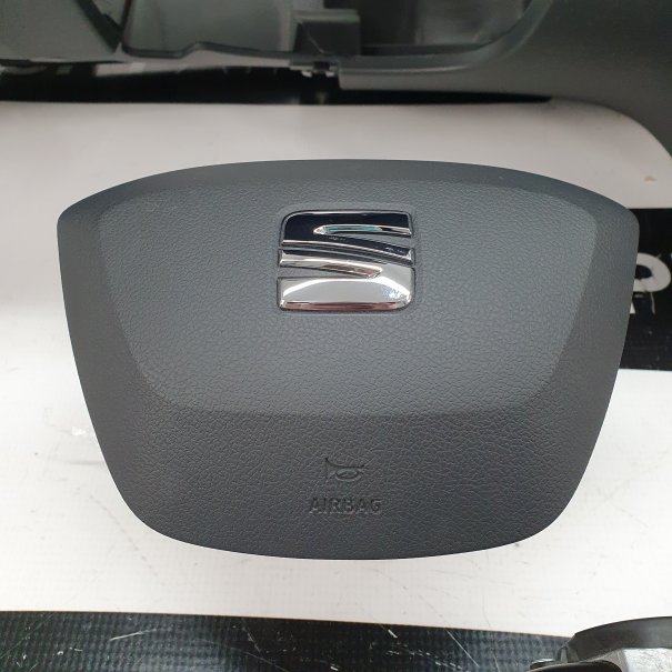 TOLEDO ARMATURENBRETT AIRBAG KIT SICHERHEITSGURTE