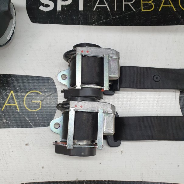 LEON II 2 DASHBOARD AIRBAG KIT SEAT BELTS