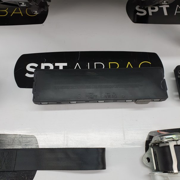 KAROQ CRUSCOTTO AIRBAG SET CINTURE DI SICUREZZA