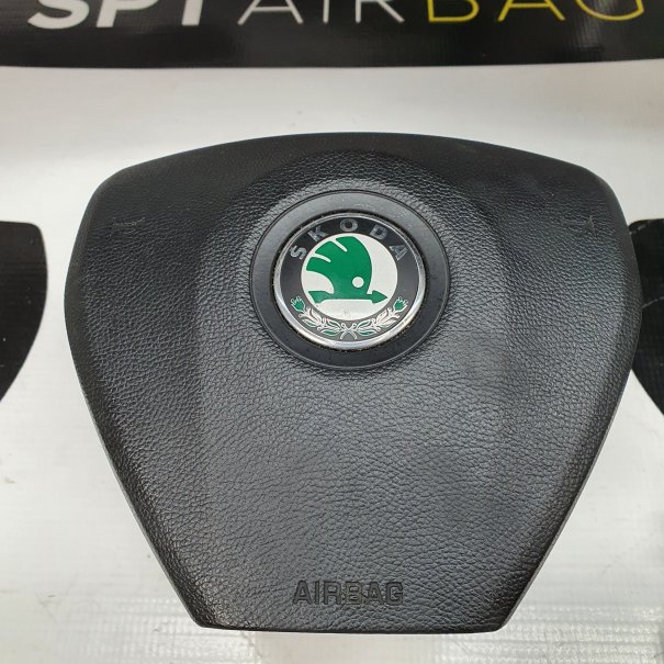 OCTAVIA II 2 VRS DASHBOARD AIRBAG SET REEKS...