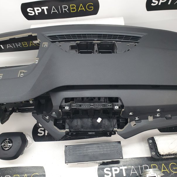 OCTAVIA IV 4 HAED UP ARMATURENBRETT AIRBAG KIT...