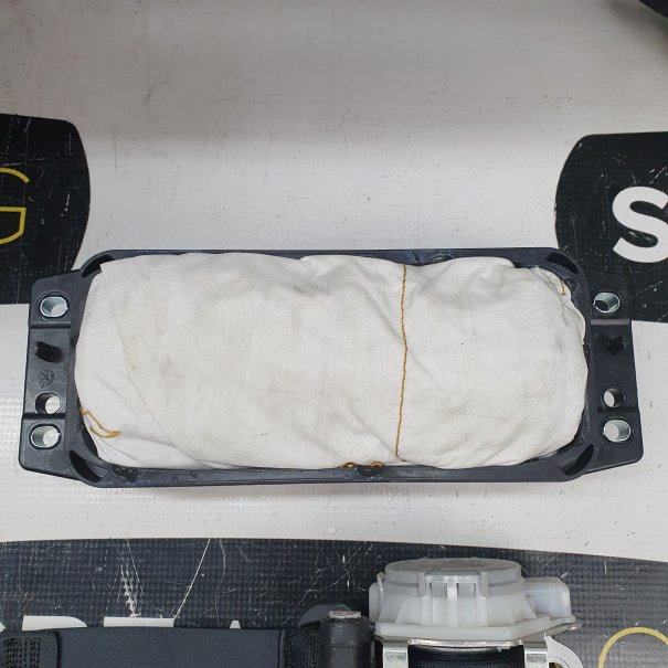 FABIA IV 4 DASHBOARD AIRBAG SET VEILIGHEIDSGORDELS