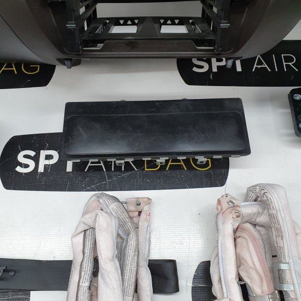 SUPERB III 3 ARMATURENBRETT AIRBAG KIT...