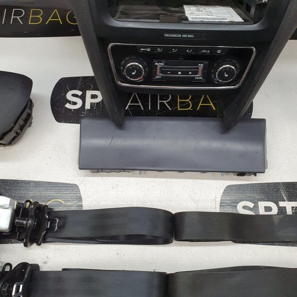 SUPERB II 2 LIFT DASHBOARD AIRBAG SET REEKS...