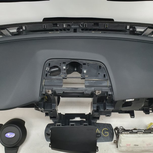 OUTBACK VI 6 DASHBOARD AIRBAG KIT SEAT BELTS...