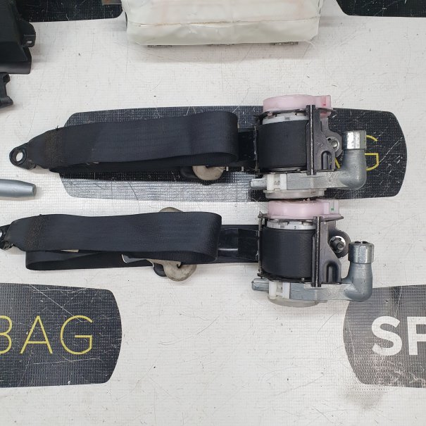 OUTBACK VI 6  ARMATURENBRETT AIRBAG KIT...