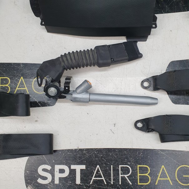 OUTBACK VI 6  ARMATURENBRETT AIRBAG KIT...