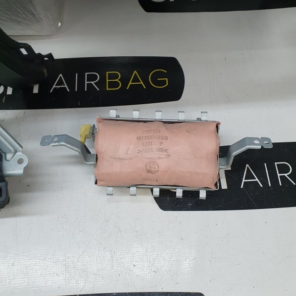 LAND CRUISER 150 KONSOLE ARMATURENBRETT AIRBAG