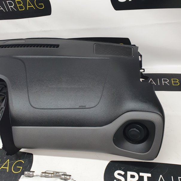 AYGO DASHBOARD AIRBAG SET VEILIGHEIDSRIEMEN