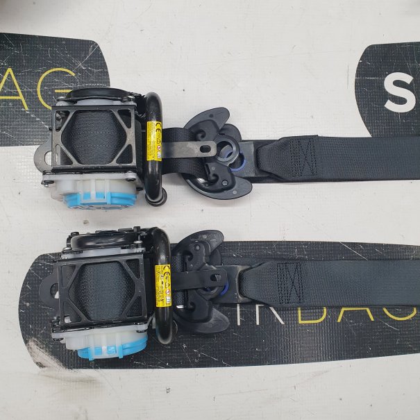 AYGO ARMATURENBRETT AIRBAG KIT SICHERHEITSGURTE