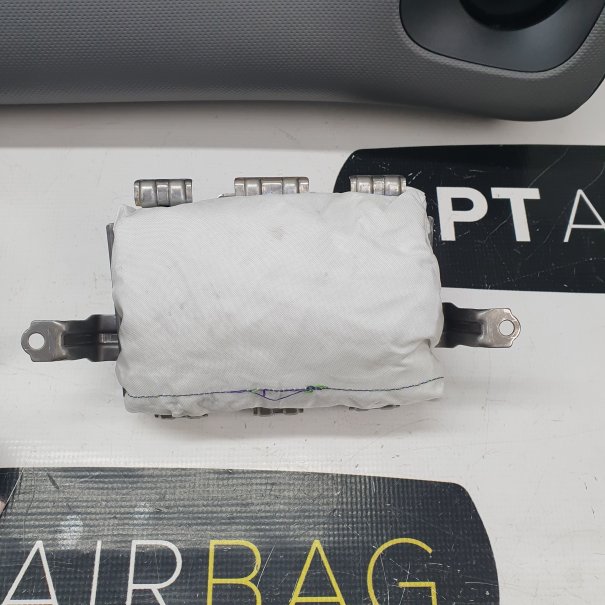 AYGO TABLEAU DE BORD AIRBAG ENSEMBLE CEINTURES...