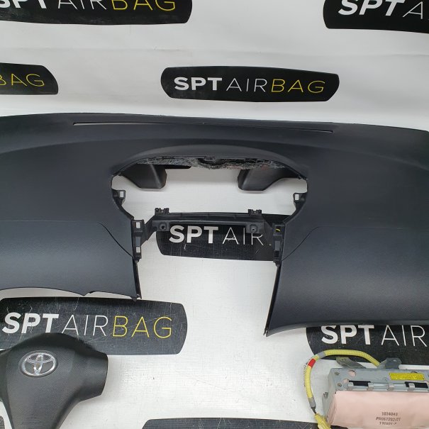 YARIS II 2 CONSOLE DASHBOARD AIRBAG KIT SEAT BELTS