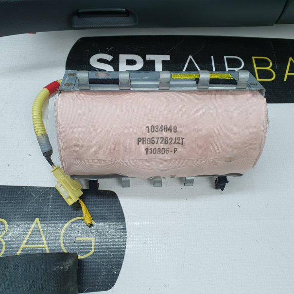 YARIS II 2 CONSOLE DASHBOARD AIRBAG SET...