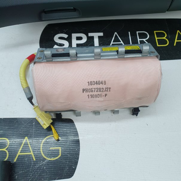 YARIS II 2 CONSOLE DASHBOARD AIRBAG KIT SEAT BELTS