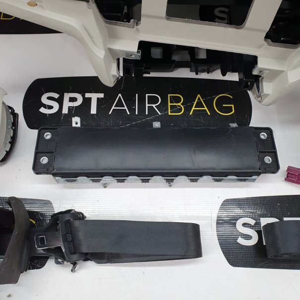 V90 CONSOLE DASHBOARD AIRBAG SET VEILIGHEIDSRIEMEN