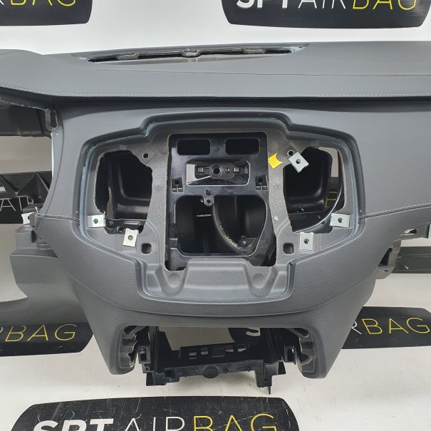 XC90 II CONSOLE ARMATURENBRETT