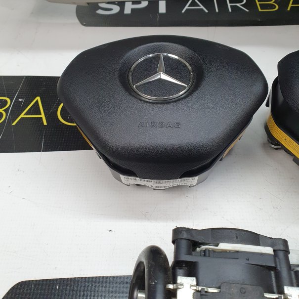 C KLASA W204 LIFT ARMATURENBRETT AIRBAG KIT...