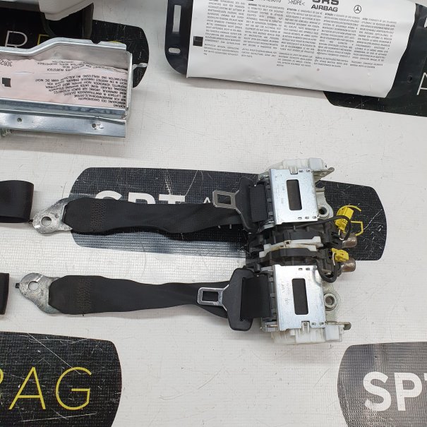 C KLASA W204 LIFT DASHBOARD AIRBAG SET...