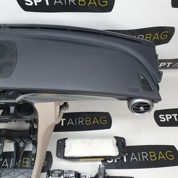 C KLASA W205 DASHBOARD AIRBAG SET...
