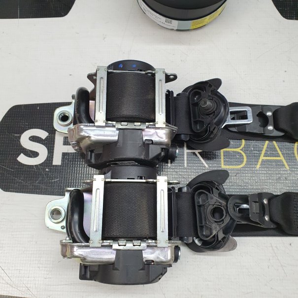 C KLASA W205 LIFT ARMATURENBRETT AIRBAG KIT...