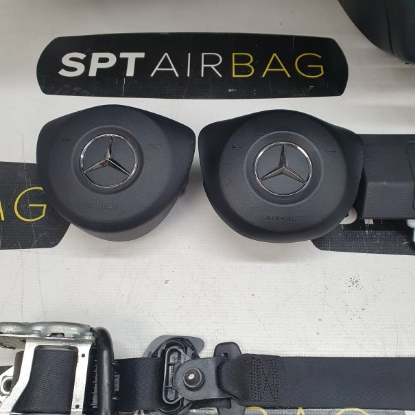 CLA W117 LIFT TABLEAU DE BORD AIRBAG ENSEMBLE...