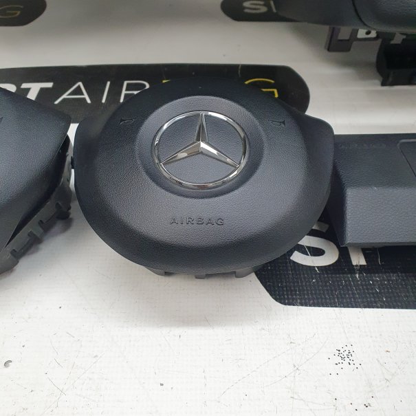 CLA W117 LIFT ARMATURENBRETT AIRBAG KIT...