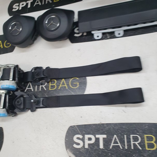 CLA W117 LIFT KONSOLA DESKA ROZDZIELCZA AIRBAG...