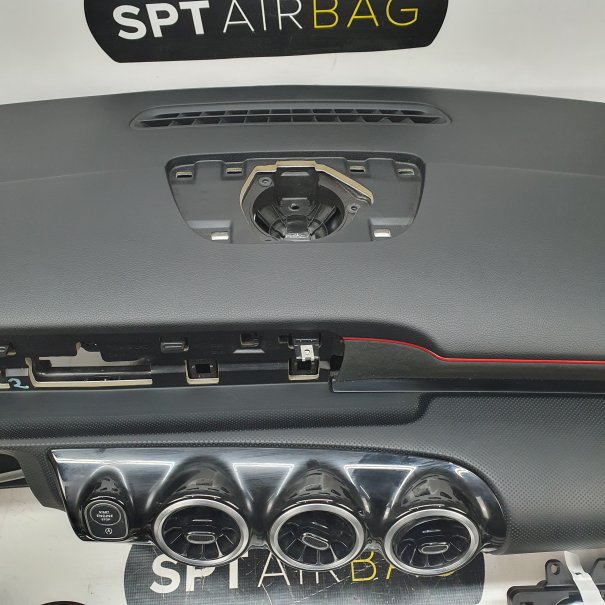 A KLASA W117 CLA W118 DASHBOARD AIRBAG SET...