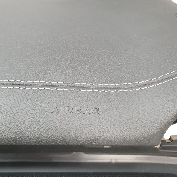 A KLASA W177 CLA W118 TABLEAU DE BORD AIRBAG...