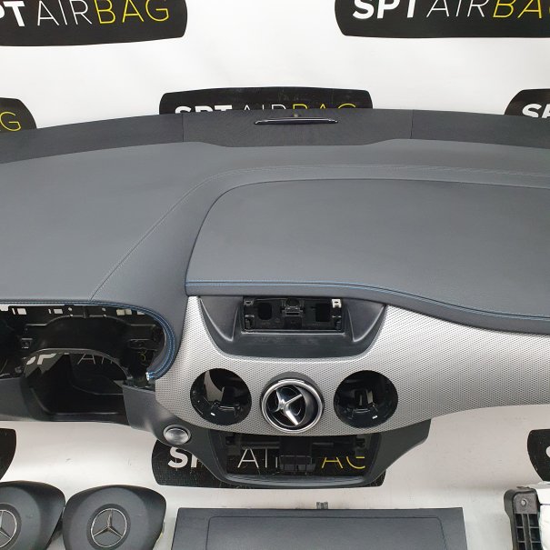 B KLASA W246 LIFT KONSOLA DESKA ROZDZIELCZA...